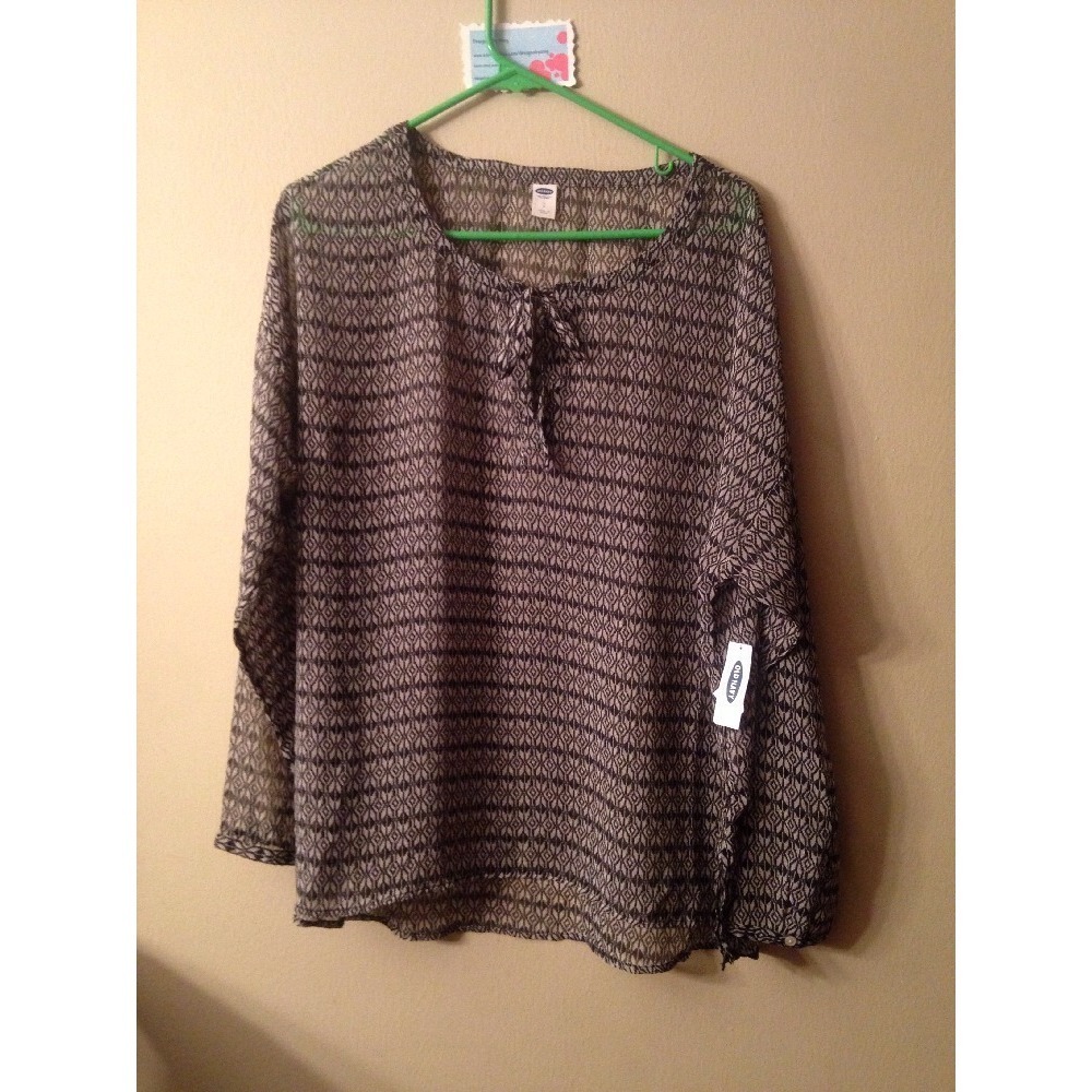 NWT Old Navy black white ikat sheer long sleeve flowy chiffon blouse size medium